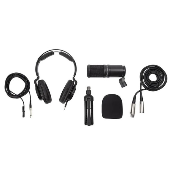 Zoom Podcast Mic Pack - Picture 2 of 4